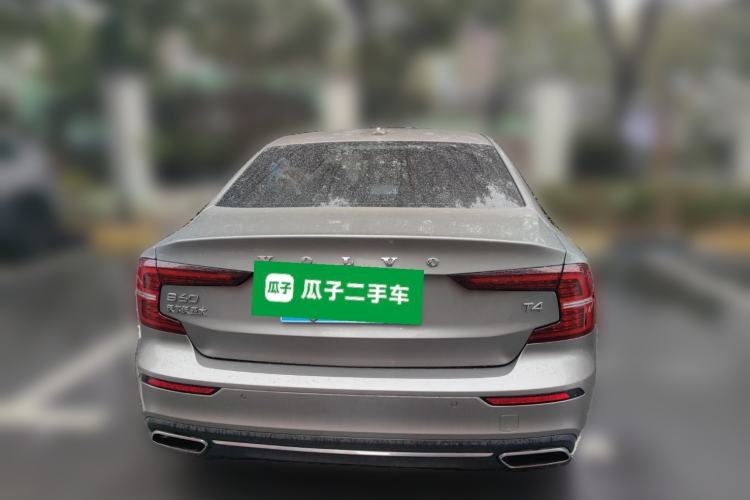 Used Volvo S60 2020 T4 Zhiyi Luxury Edition

