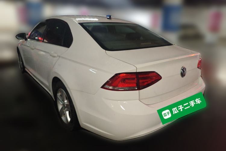 Used Volkswagen Lamando 2015 230TSI DSG Fashion Edition
