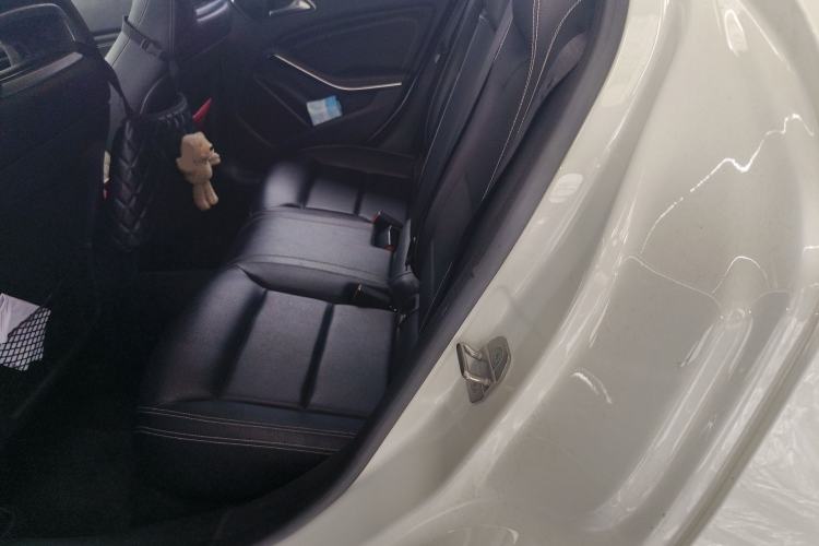 Used Mercedes-Benz GLA 2018 GLA 200 Sport Edition Left Rear Seat