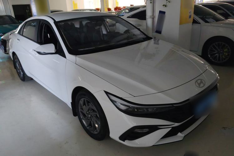 Used Hyundai Elantra 2023 1.5L CVT GLS Leading Edition Exterior 1