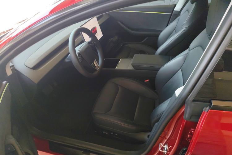 Used Tesla Model 3 2023 Long-Range All-Wheel-Drive Version