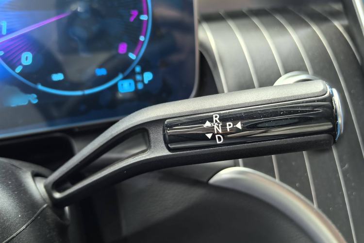 Used Mercedes-Benz GLC 2024 GLC 260 L 4MATIC Luxury Model 5 Seats