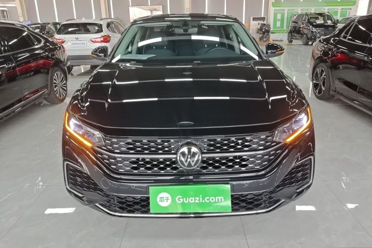 Used Volkswagen Passat 2024 330TSI Starry Elite Edition
