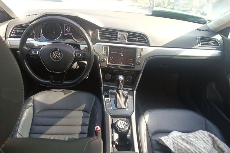 Used Volkswagen Lamando 2018 280TSI DSG Comfort Edition
