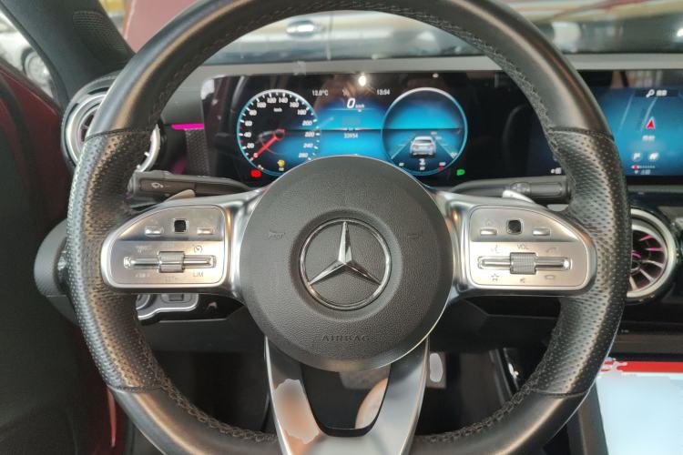 Used Mercedes-Benz A-Class 2022 Restyled A 200 L Sport Sedan Fashion Version
