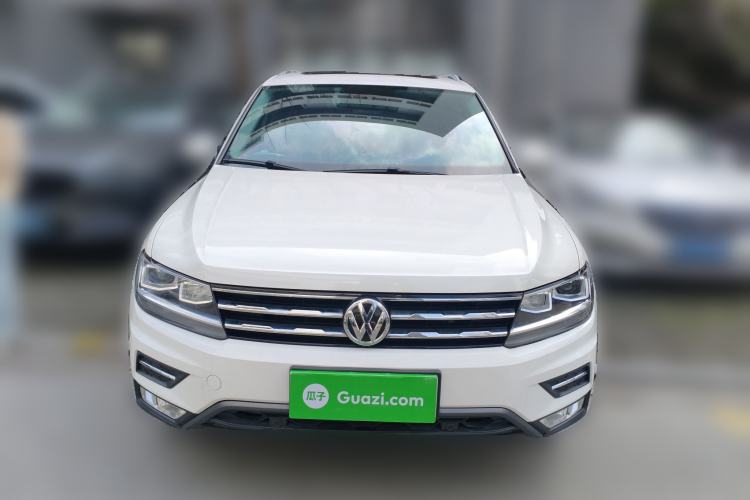 Used Volkswagen Tiguan L 2019 330TSI Automatic Two-Wheel Drive Smart Luxury Version China V Emission Standard
