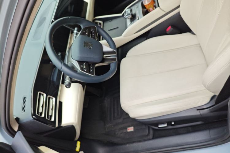 Used BYD Qin L 2024 DM-i 80KM Beyond Model
