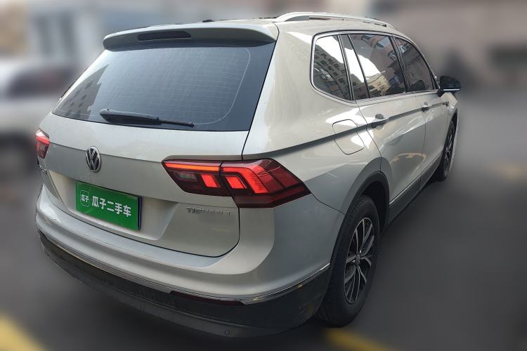 Used Volkswagen Tiguan L 2018 Facelift 330TSI Automatic Two-Wheel Drive Luxury Edition Rear Right 45 Deg