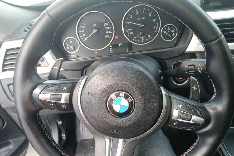 Used BMW 3 Series GT 2016 320i Fashion Model Steering Wheel