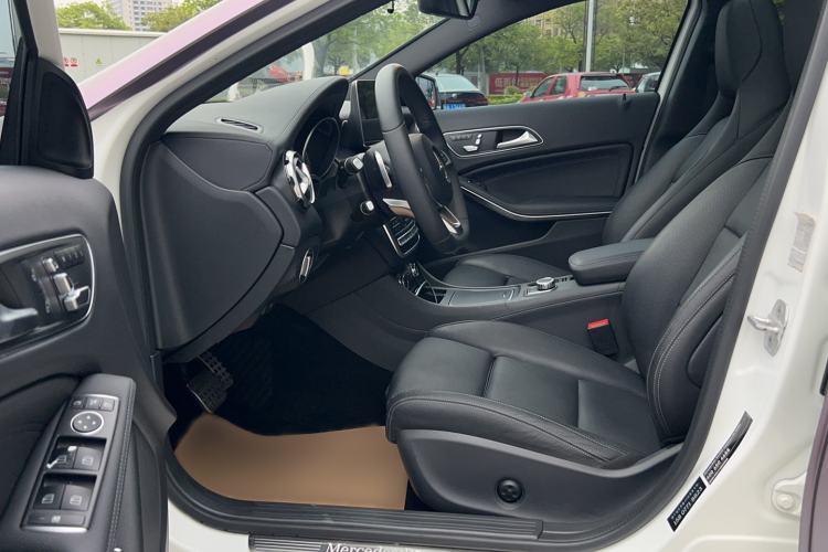 Used Mercedes-Benz GLA 2017 GLA 260 4MATIC Sport Edition
