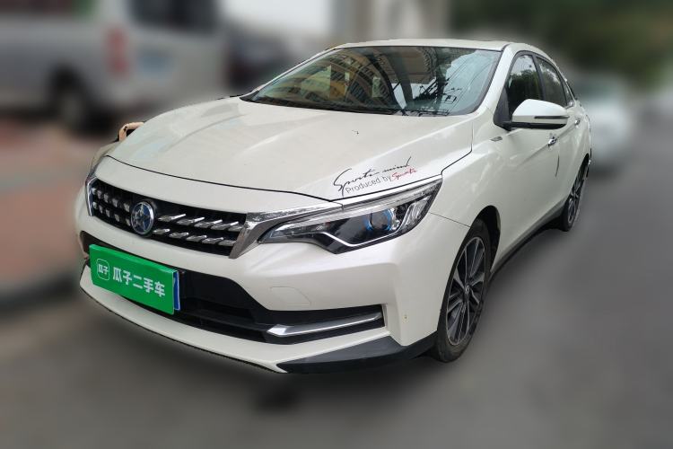Used Venucia D60 2018 1.6L CVT Smart Connect Luxury Edition
