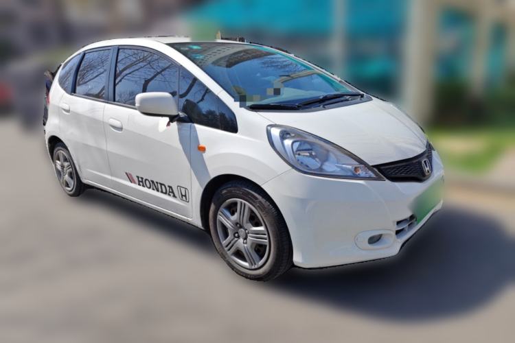 Used Honda Fit 2011 1.3L automatic comfort version
