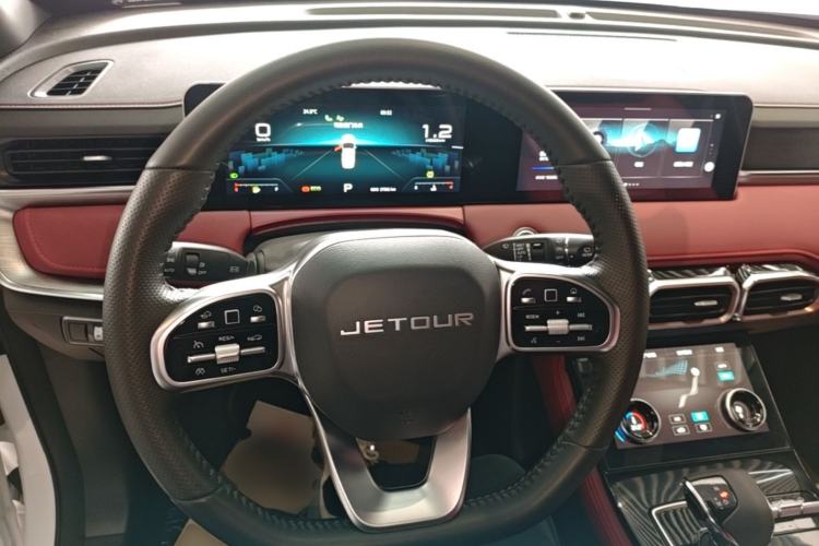 Used JETOUR X70 PLUS 2023 1.6T DCT Stronger PLUS 5-seater