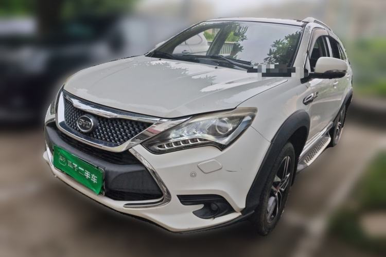 Used BYD Tang New Energy 2015 2.0T Four-Wheel-Drive Flagship Model