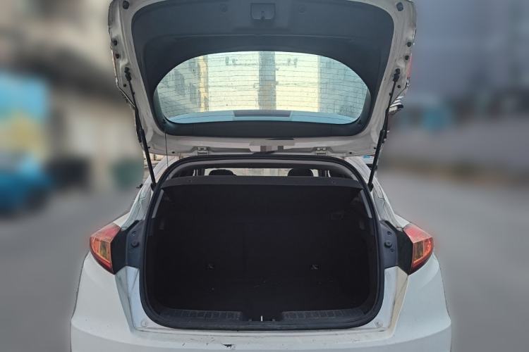 Used Changan Eado 2015 1.6L Manual Junku Model China V Standard
