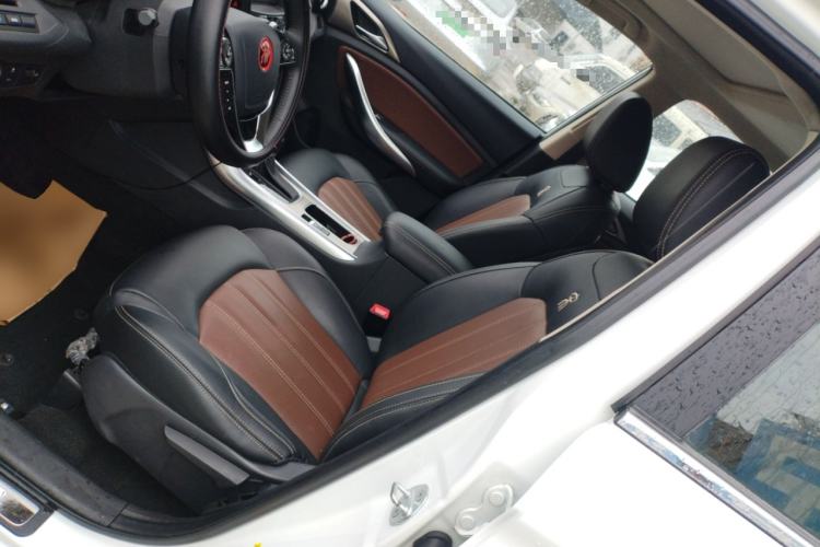 Used BYD Song 2017 Gaishe Upgrade Edition 1.5TID Automatic Elite Model Left Front Seat