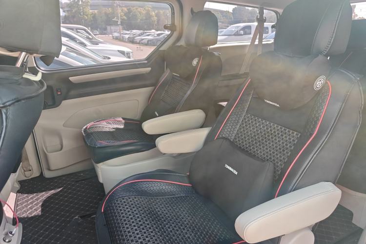 Used SAIC MAXUS G10 2018 PLUS 1.9T Manual Elite Edition Diesel
