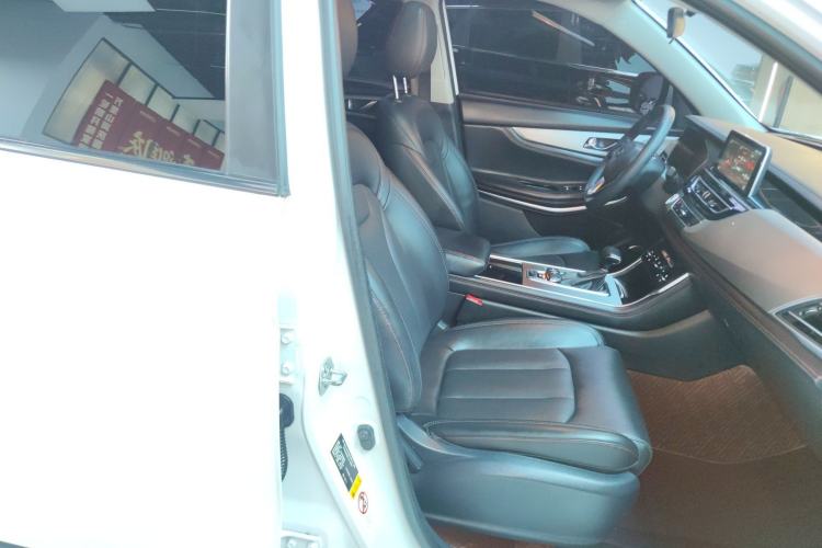 Used CHANGAN CS75 2020 280T DCT Luxury Model China VI Standard Right Front Seat