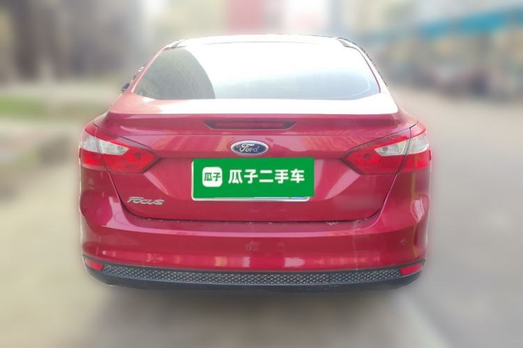 Used Ford Focus 2012 Sedan 1.6L Automatic Fashion Edition
