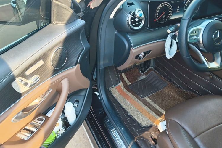 Used Mercedes-Benz E-Class 2019 Restyled E 300 L Sporty and Stylish Edition Driver Seat