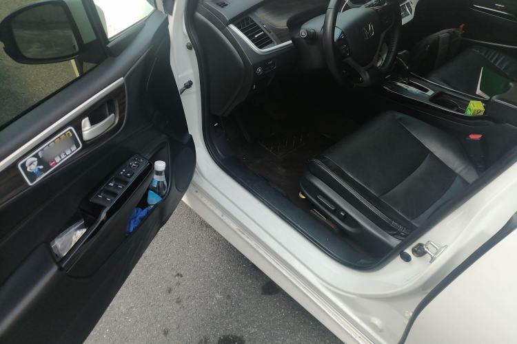 Used Honda Jade 2017 210 TURBO CVT Luxury Edition 5 Seats