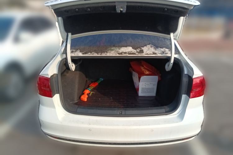 Used Volkswagen Bora 2017 1.6L Automatic Fashion Model