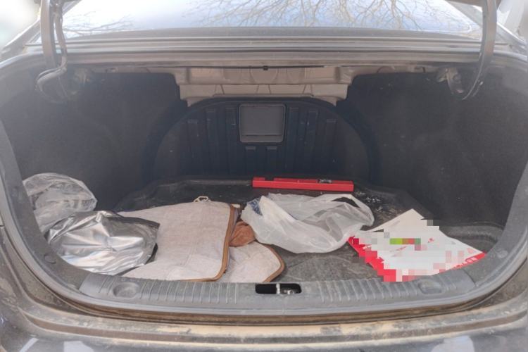 Used Hyundai Celesta 2011 1.6L Automatic Luxury Version Trunk