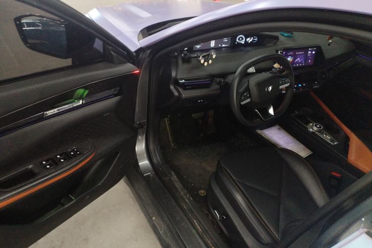 Used CHANGAN UNI-V 2022 1.5T Prestige Version Driver Seat