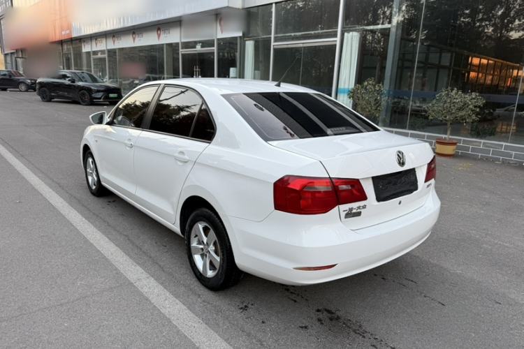 Used Volkswagen Jetta 2015 Zhuihui Edition 1.4L Manual Fashion Model
