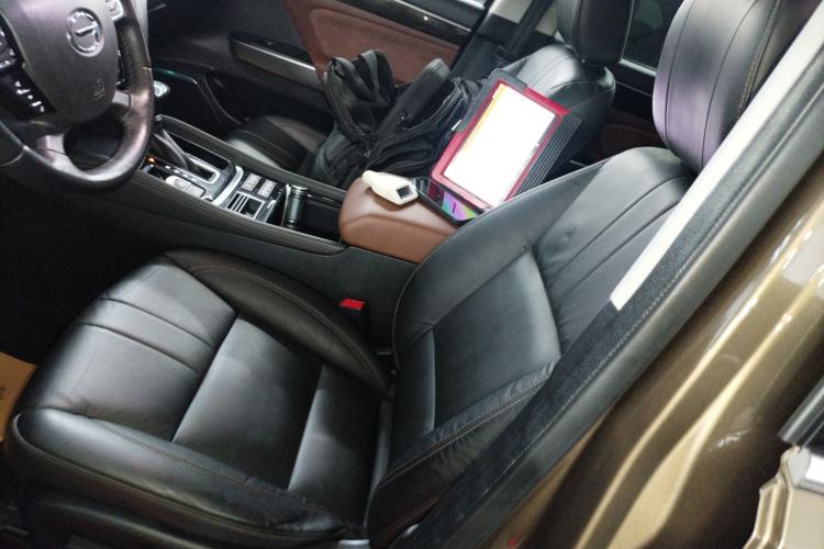 Used GAC Trumpchi GS8 2017 320T Two-Wheel Drive Luxury Smart Connectivity Version (7 Seats)
