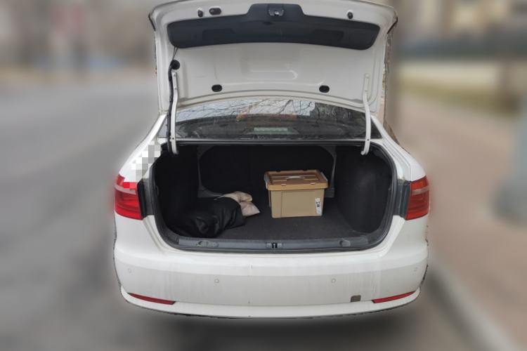 Used Volkswagen Lavida 2013 Restyled Classic 1.6L Automatic Comfort Edition Trunk