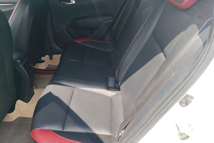 Used Kia KX Cross 2017 1.4L AT GLS
