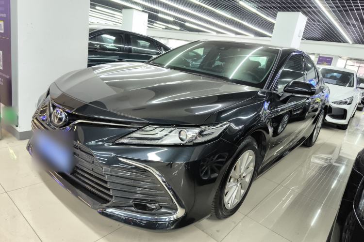 Used Toyota Camry 2021 2.0G Luxury Edition
