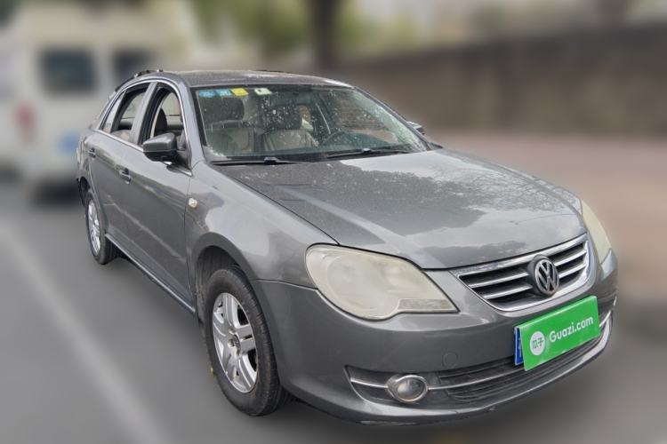 Used Volkswagen Bora 2011 1.6L Automatic Fashion Edition Front Right 45 Deg