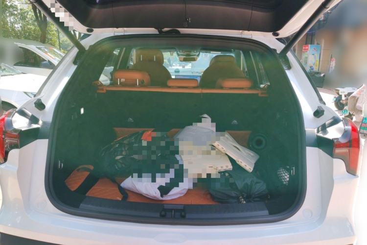 Used NETA L 2024 Extended-Range 310 Flash-Charge Red Edition
