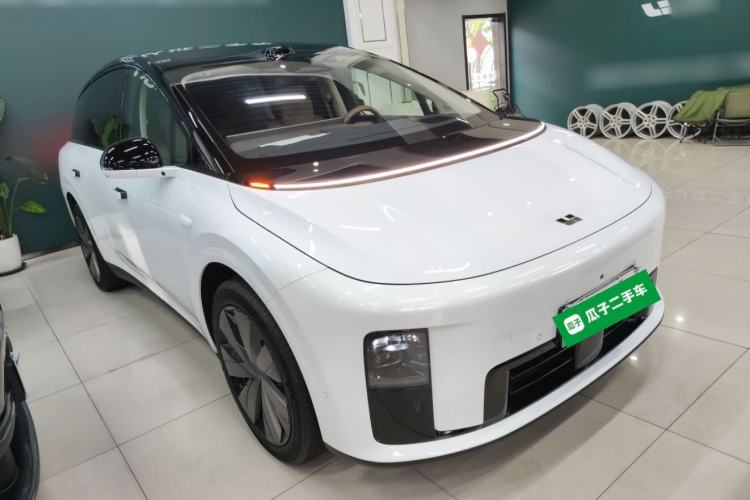 Used Li Auto i8 2025 Model Standard Version Exterior 1