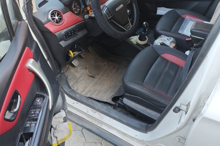 Used Haval H1 2015 1.5L Manual Urban Model