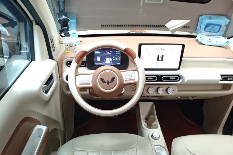 Used Wuling Hongguang MINIEV 2024 3rd Generation 215km Advanced Version