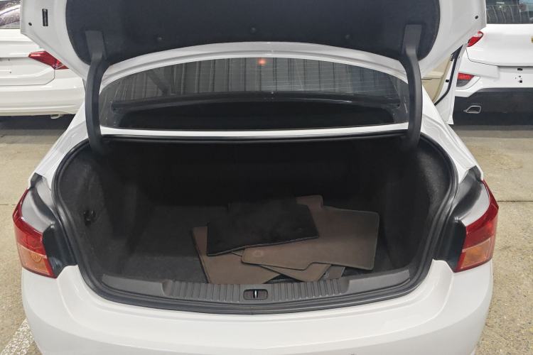 Used Buick Verano 2017 Sedan 15S Automatic Leading Model Trunk