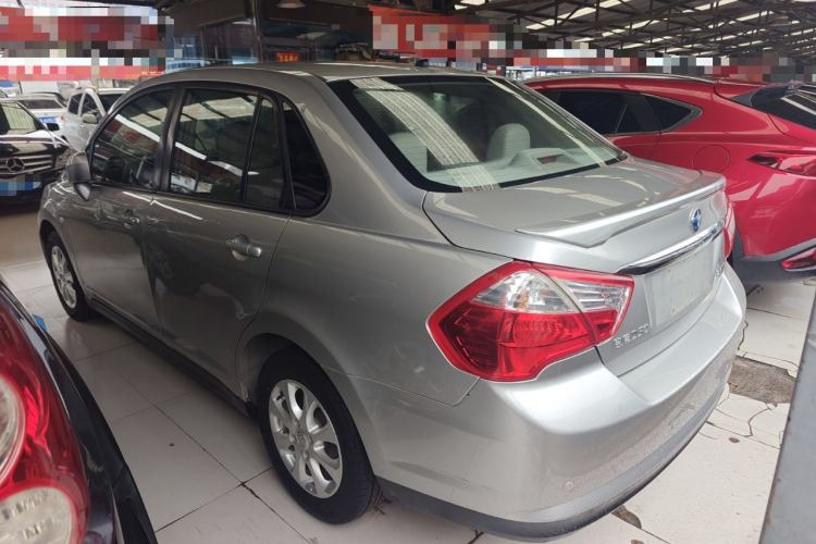 Used Venucia D50 2015 1.6L Manual Luxury Edition
