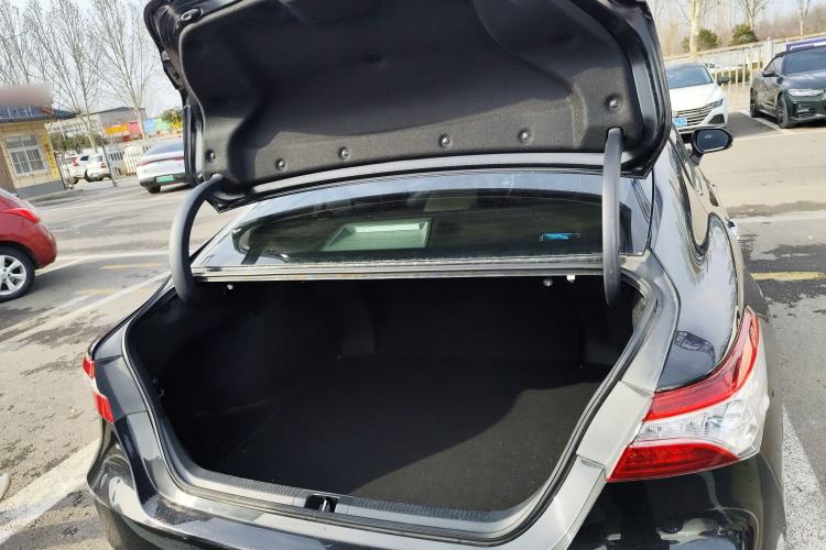 Used Toyota Camry 2018 2.5G Luxury Edition
