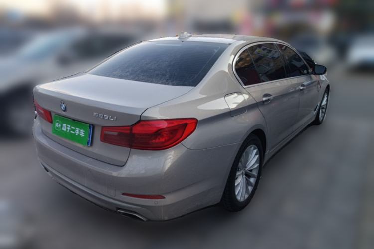 Used BMW 5 Series 2018 525Li Luxury Package Rear Right 45 Deg