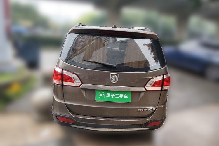 Used Baojun 730 2014 1.5L manual luxury trim 7 seats