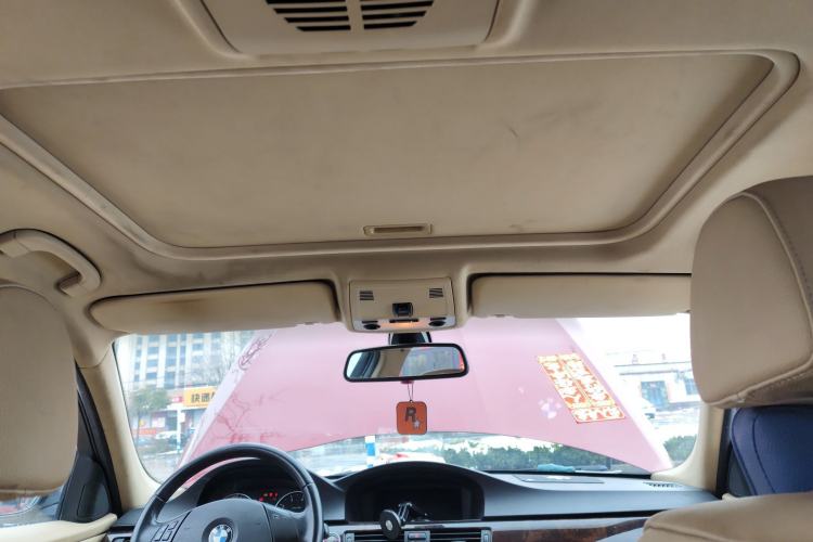 Used BMW 3 Series (Import) 2010 320i Luxury Model
