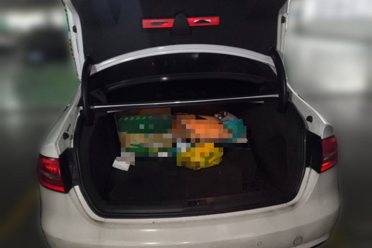 Used Audi A4L 2013 35 TFSI Automatic Standard Model Trunk