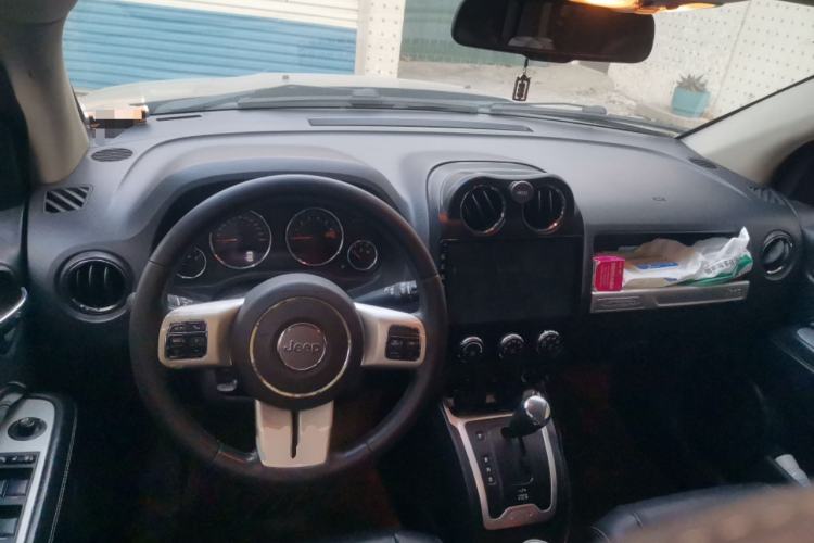 Used Jeep Compass 2014 Revised Version 2.4L Four-Wheel Drive Comfort Edition
