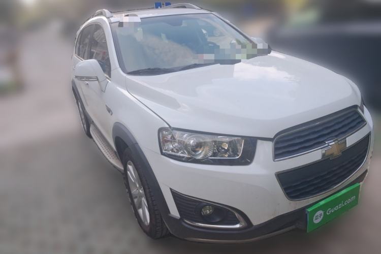 Used Chevrolet Captiva 2014 2.4L 4x4 Flagship Edition 7 Seats
