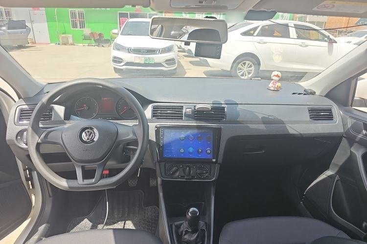 Used Volkswagen Santana 2016 1.6L Manual Fashion Edition