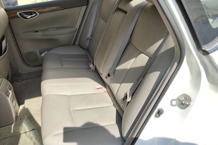 Used Nissan Sylphy 2014 1.6XV CVT Deluxe Edition
