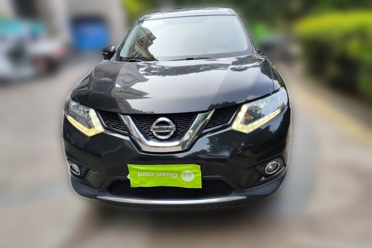 Used Nissan X-Trail 2015 2.0L CVT Comfort MAX Edition 2WD
